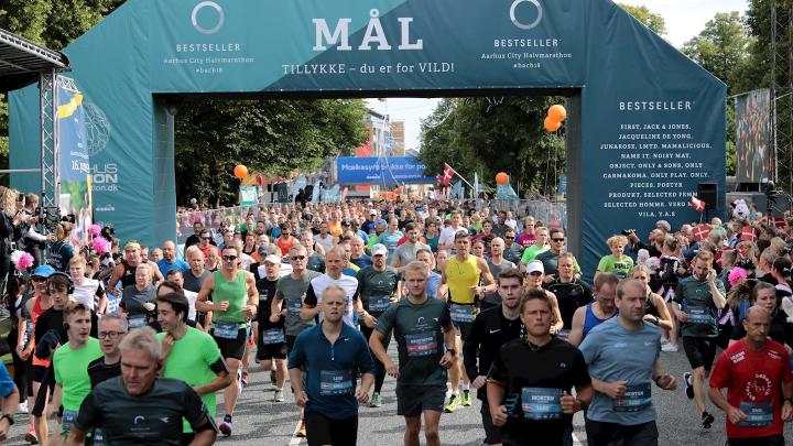 Aarhus City Halvmarathon målstreg